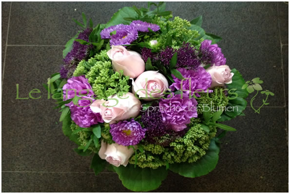 Flower Delivery Munich, Bouquet purple and pink flowers